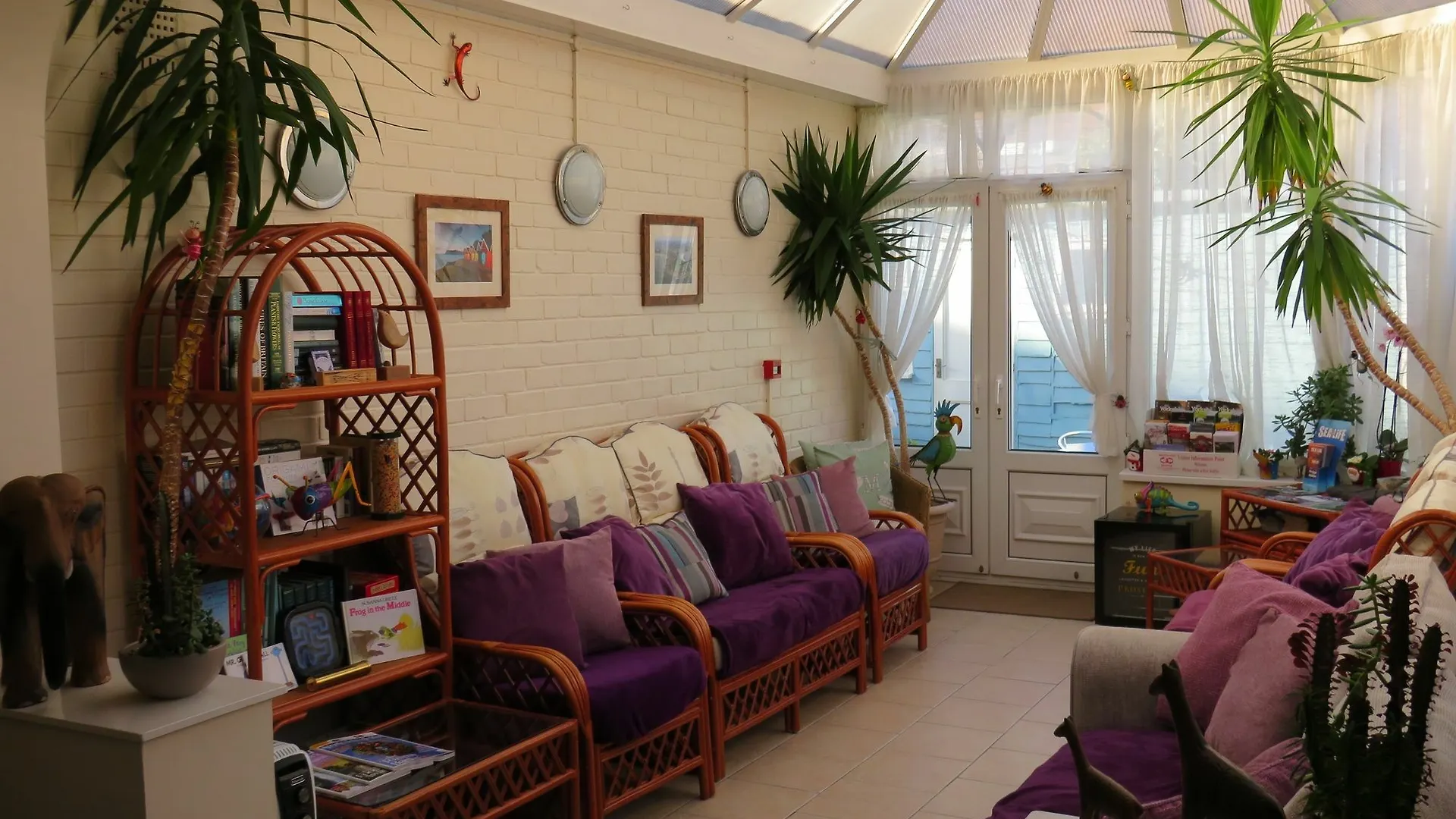 Toulson Court Hotel Scarborough Guest house